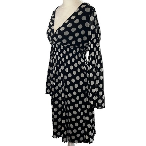Like New BCBGMaxAria Black & White Polka Dot V-Neck Midi Dress Size Medi… - Picture 3 of 11